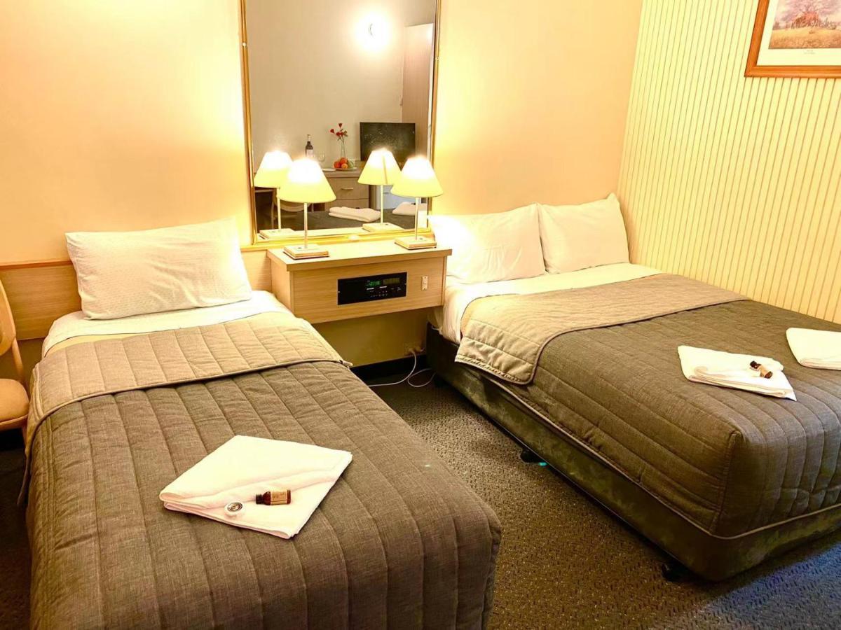 Gateway Motor Inn นาแรนเดอรา ภายนอก รูปภาพ